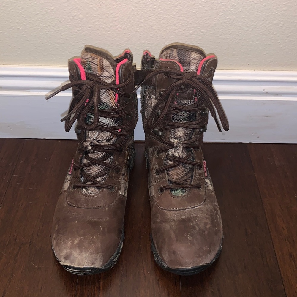 Game Winner women’s 6.5 hiking hunting boots tall Camouflage waterproof lace up